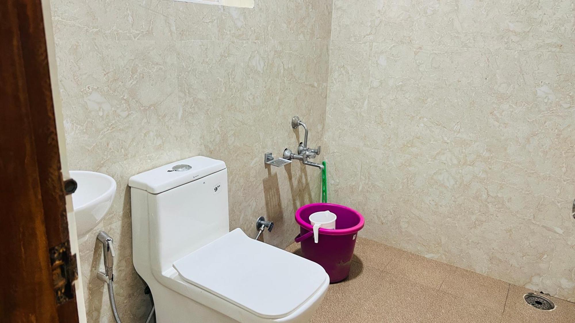 Hidden Doors Apartment 우티 외부 사진